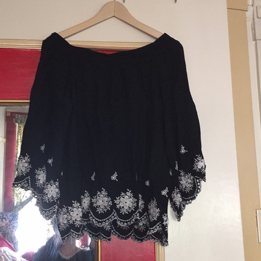 Bobeau cotton peasant off shoulders top